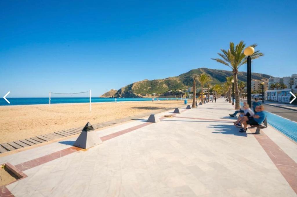 Bright Sunny Albir Beach Apartment El Albir Buitenkant foto