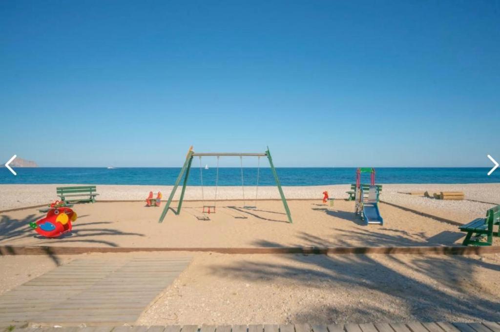 Bright Sunny Albir Beach Apartment El Albir Buitenkant foto