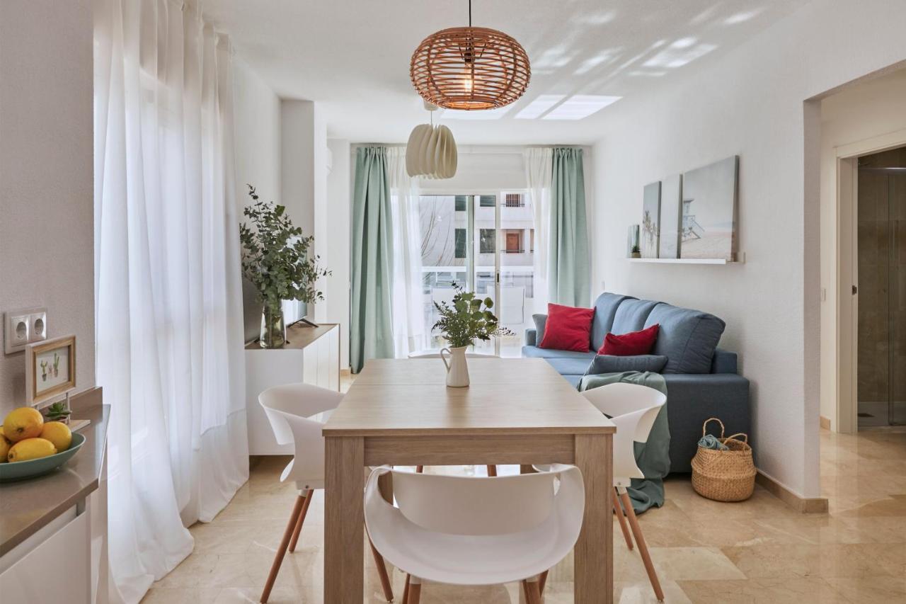 Bright Sunny Albir Beach Apartment El Albir Buitenkant foto