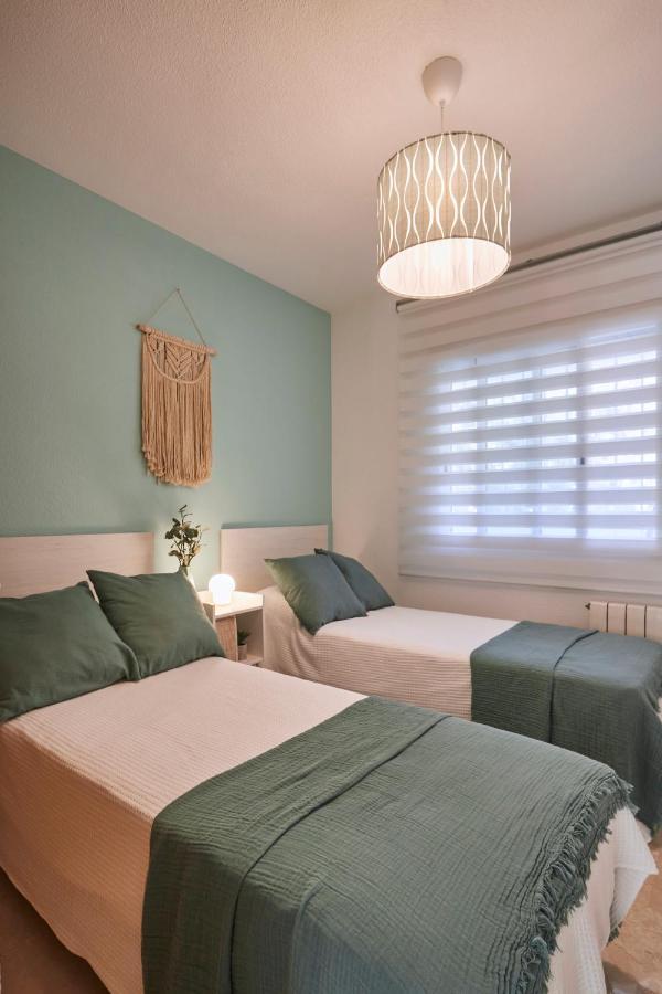 Bright Sunny Albir Beach Apartment El Albir Buitenkant foto