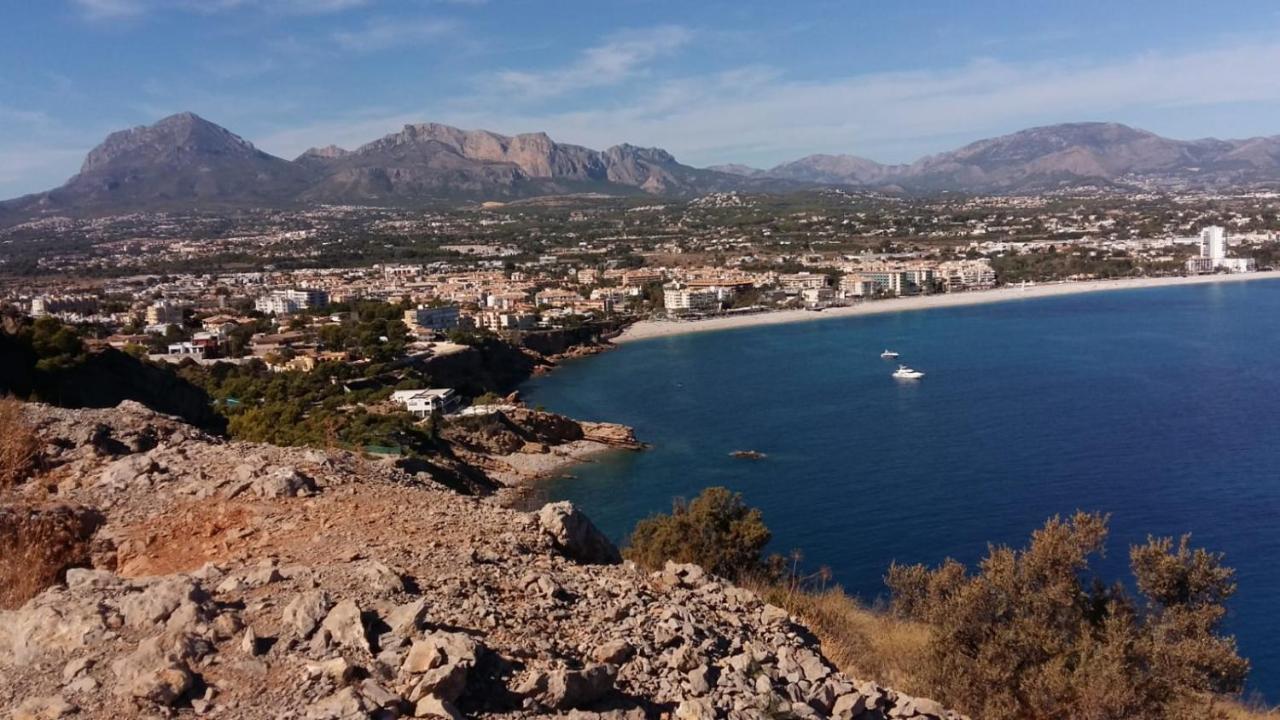 Bright Sunny Albir Beach Apartment El Albir Buitenkant foto