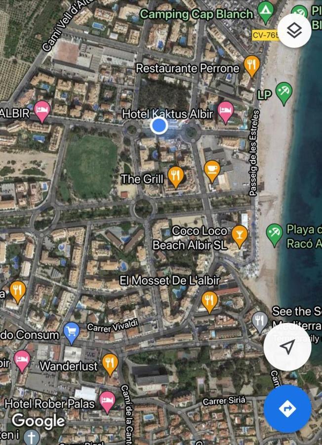 Bright Sunny Albir Beach Apartment El Albir Buitenkant foto